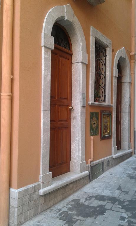 Casa Antico Borgo Cuseni Διαμέρισμα Ταορμίνα Δωμάτιο φωτογραφία